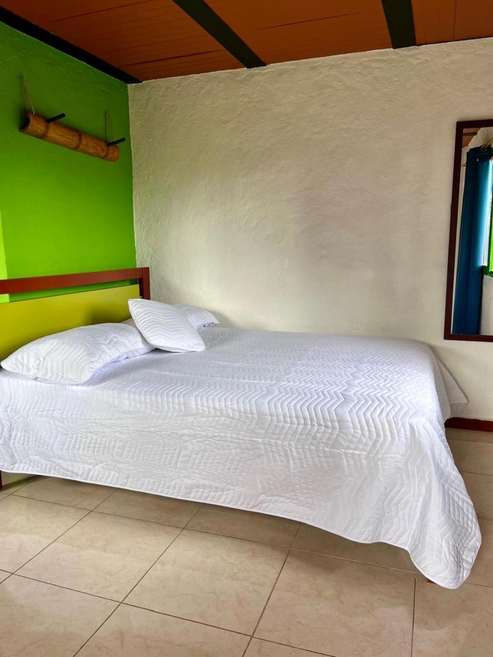 Hostal Bamboo Salento Luaran gambar